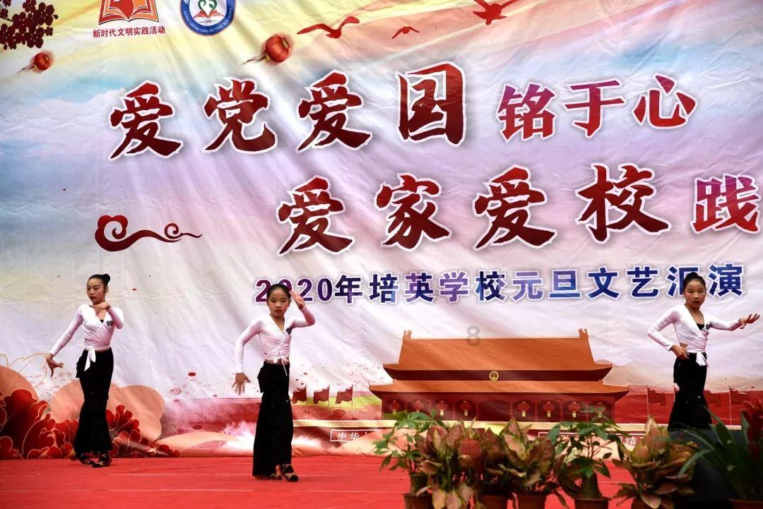 极限摩托大挑战选关版